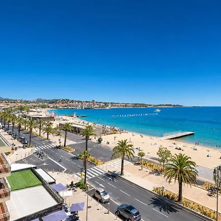 4 Guests In - Sea View *