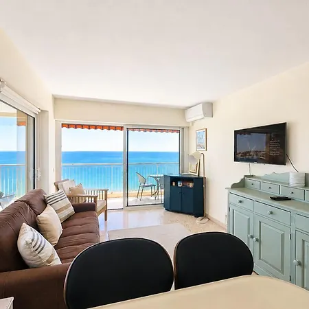 Apartment 4 Guests In - Sea View *